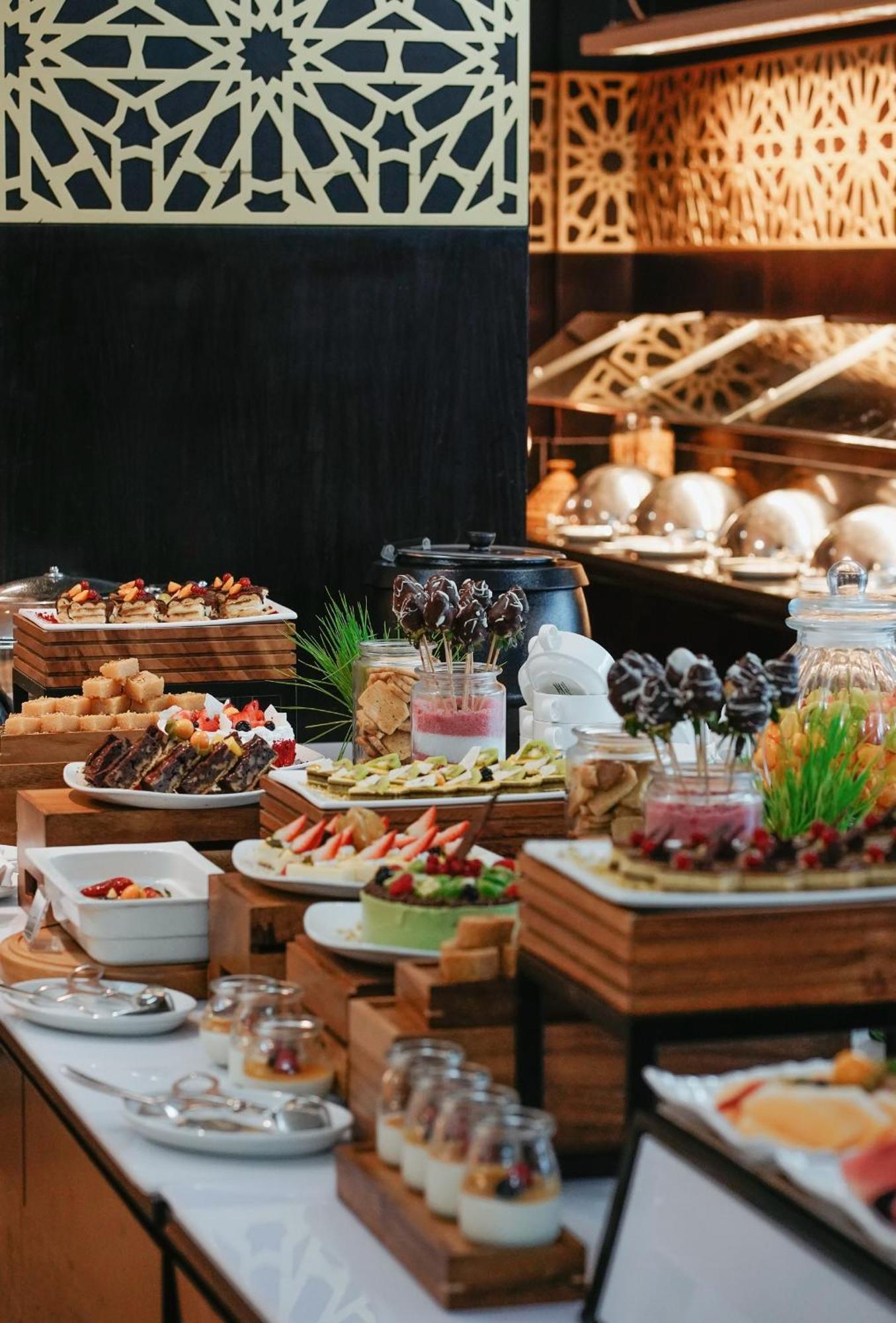 Metropolitan Al Mafraq Hotel Abu Dhabi Eksteriør bilde