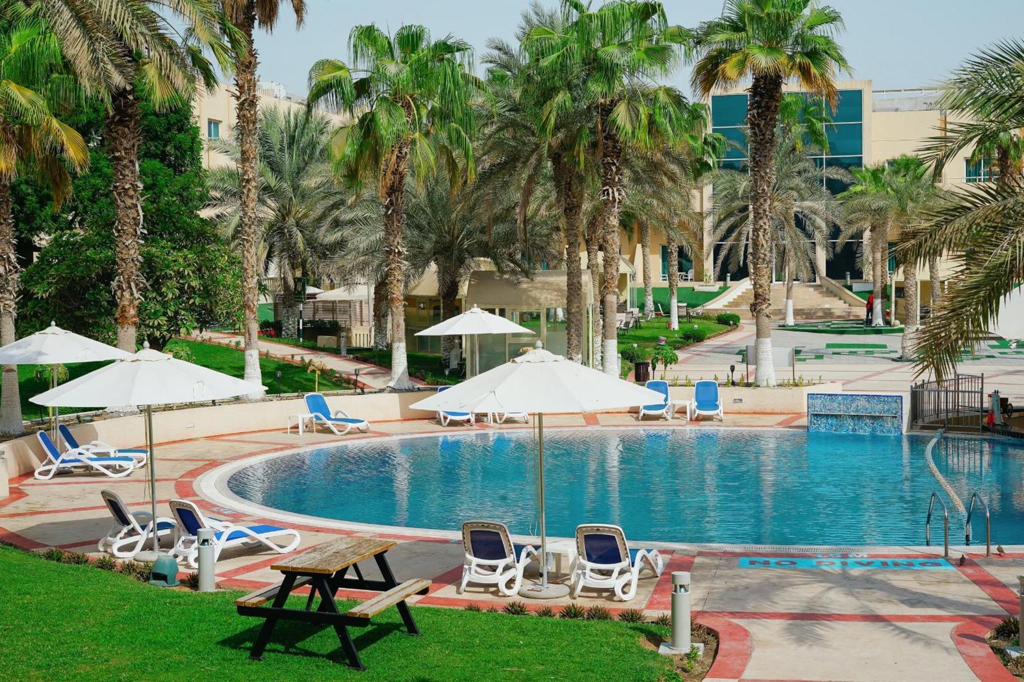 Metropolitan Al Mafraq Hotel Abu Dhabi Eksteriør bilde