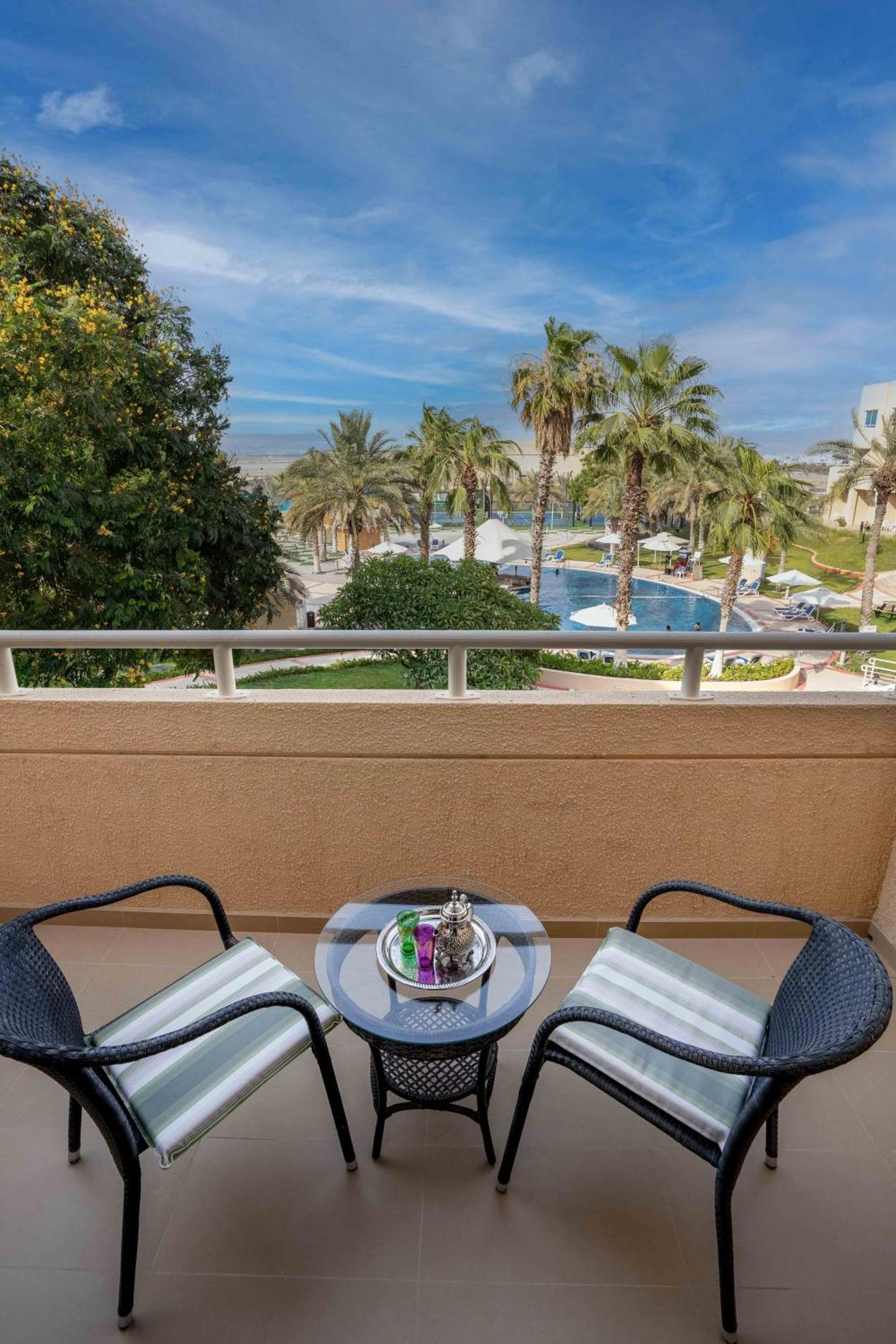 Metropolitan Al Mafraq Hotel Abu Dhabi Eksteriør bilde