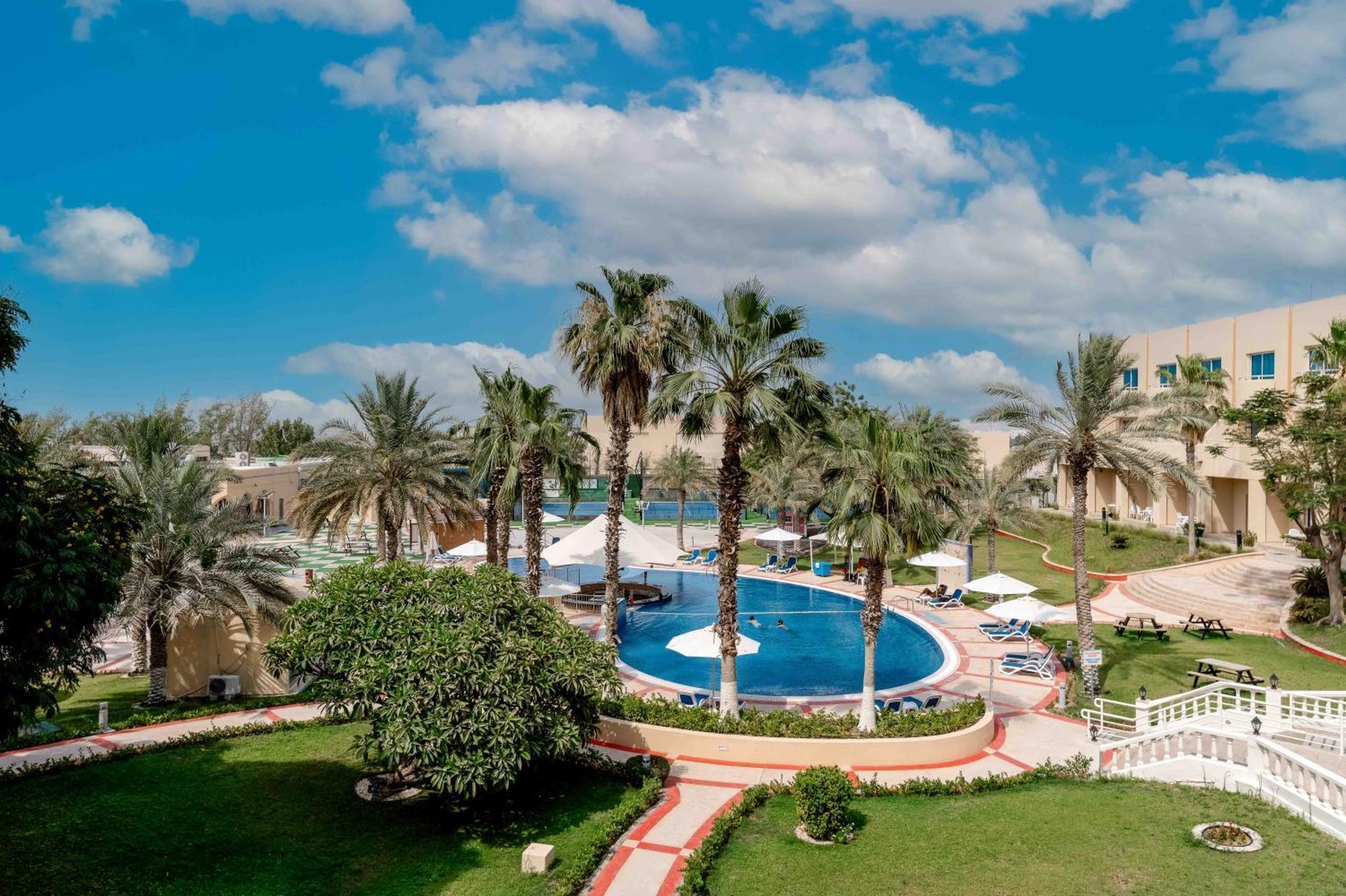 Metropolitan Al Mafraq Hotel Abu Dhabi Eksteriør bilde