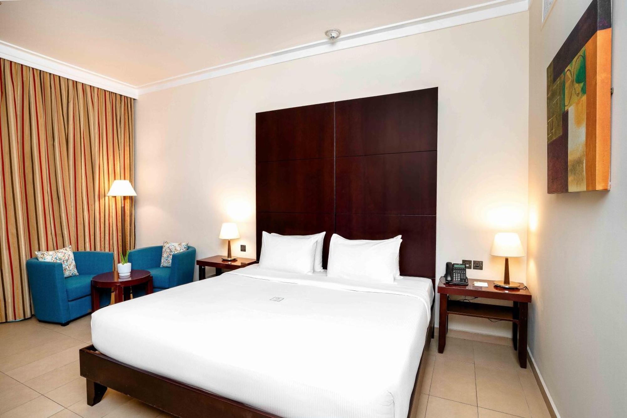 Metropolitan Al Mafraq Hotel Abu Dhabi Eksteriør bilde